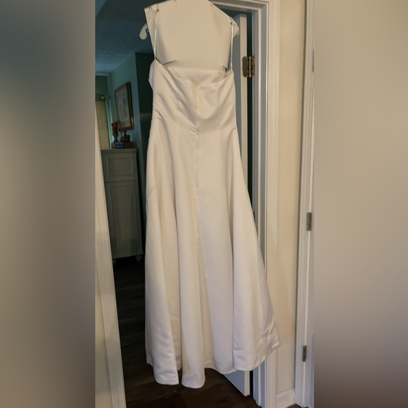 A-Line Wedding Dress - Picture 2 of 3